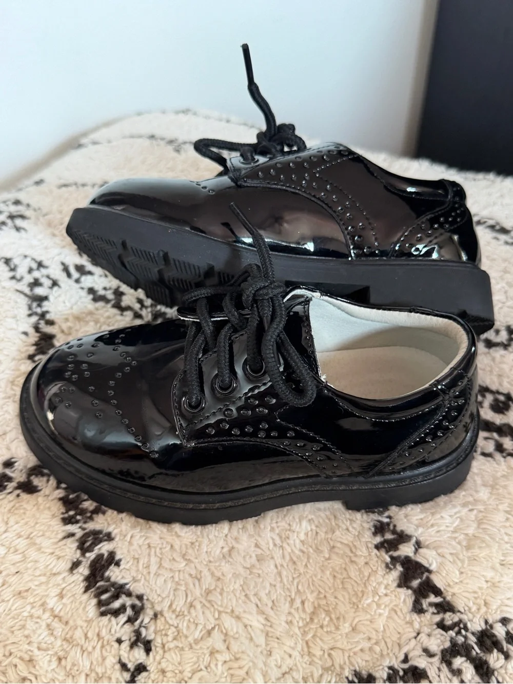 Kids Black Patent Wingtip Oxford Dress Shoes EU 27 US 10